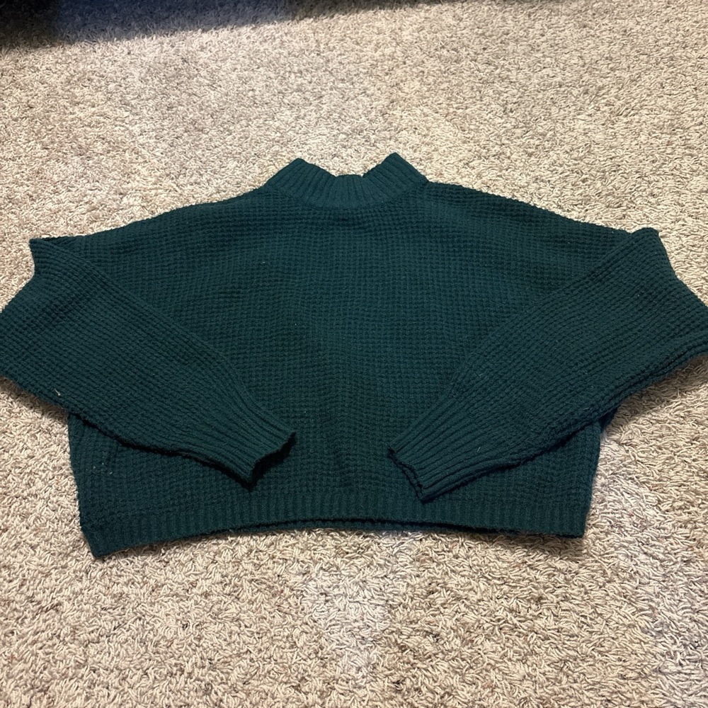 Hollister Deep Green Turtleneck Sweater